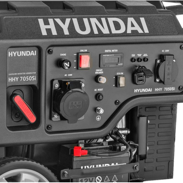 Бензиновый инверторный генератор Hyundai HHY 7050Si Бензиновый инверторный генератор Hyundai HHY 7050Si фото
