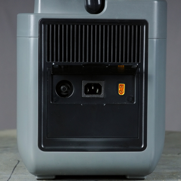 Портативная электростанция Fubag AS 2400i (аккумулятор LiFePO4) фото