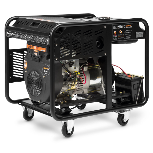 Бензиновый генератор DAEWOO GDA 12500E-3 промышленный фото