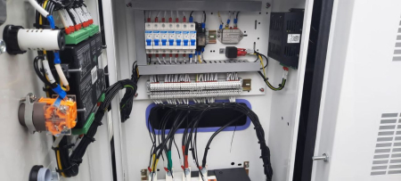 Дизельный генератор Zammer AD-20-Т400 в кожухе со встроенным АВР Дизельный генератор Zammer AD-20-Т400 в кожухе со встроенным АВР фото